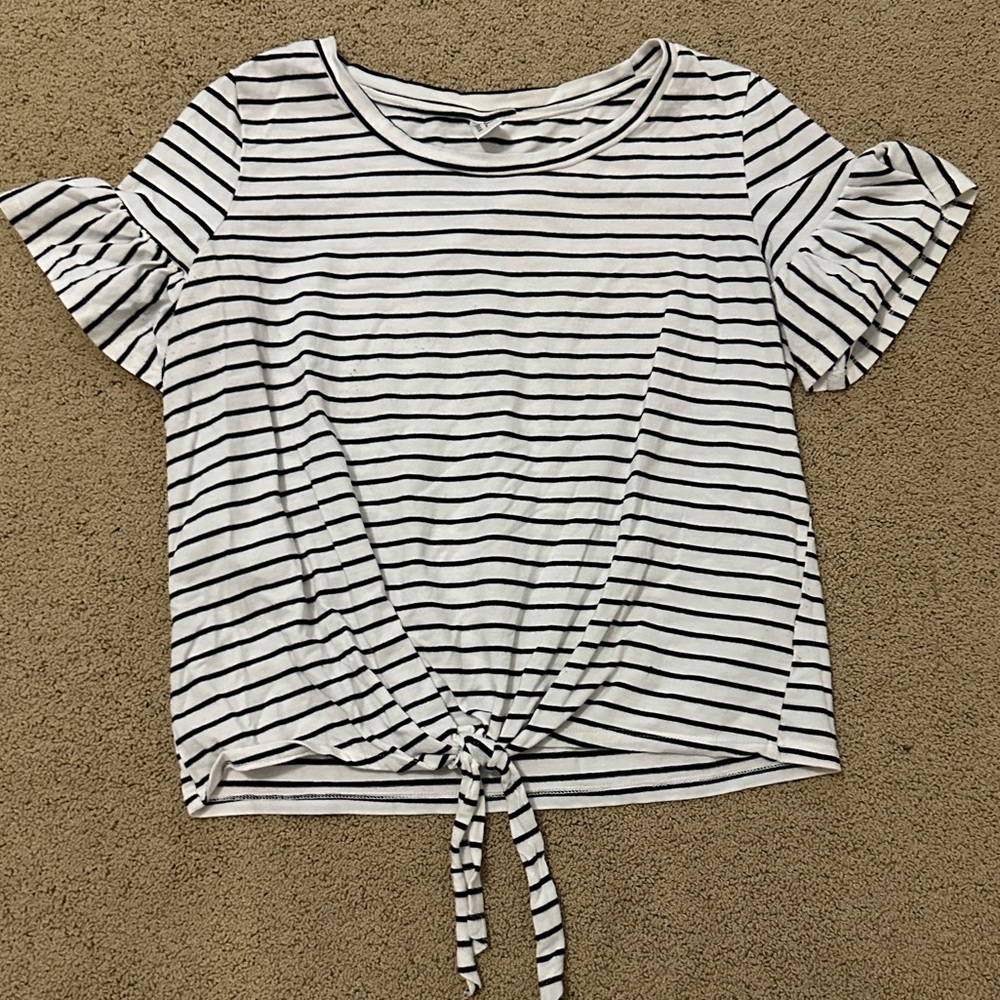 White and black striped short sleeve flounce tee, size S